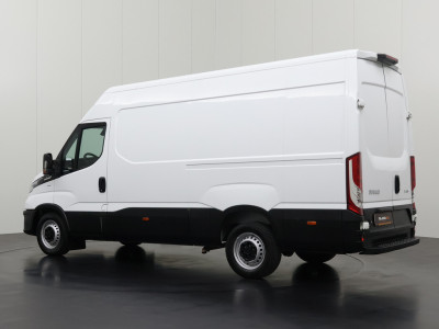 Iveco Daily 35S16 Hi-Matic Automaat L2H2 | 3500Kg Trekken | Airco | 3-Zits | Betimmering foto 6