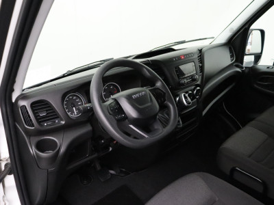 Iveco Daily 35S16 Hi-Matic Automaat L3H2 | Airco | 3-Persoons | Betimmering foto 3