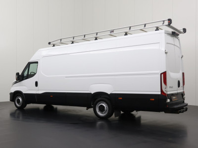 Iveco Daily 35S16 Hi-Matic Automaat L3H2 | LED | Imperiaal | Trekhaak | Multimedia | Navigatie | Camera | Airco | Cruise foto 6