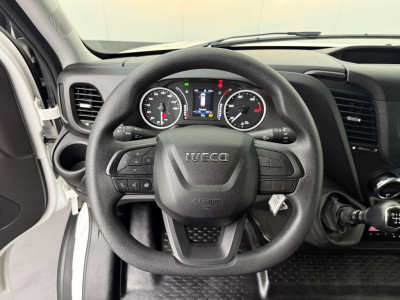 Iveco Daily 35S16 L2H2 | 3500Kg Trekhaak | Airco | 3-Zits | Betimmering foto 14