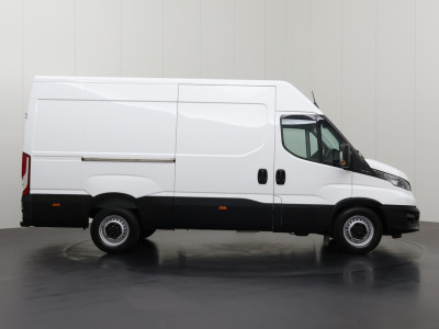 Iveco Daily 35S16 L2H2 | 3500 Kg Trekken | Airco | 3-Zits | Betimmering 13