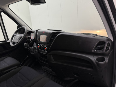 Iveco Daily 35S16 L2H2 | 3500TG | Multimedia | Airco | Cruise | Betimmering foto 20
