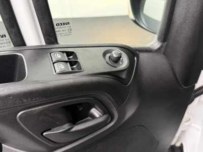 Iveco Daily 35S16 L2H2 | 3500TG | Multimedia | Airco | Cruise | Betimmering foto 8