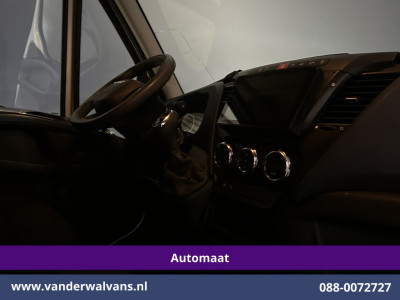 Iveco Daily 35S16V 157pk Automaat 3500kg Trekhaak L2H1 Euro6 Airco | Camera | Navigatie | LM Velgen Cruisecontrol, Bijrijdersbank 15