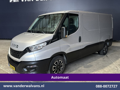 Iveco Daily 35S16V 157pk Automaat 3500kg Trekhaak L2H1 Euro6 Airco | Camera | Navigatie | LM Velgen Cruisecontrol, Bijrijdersbank 9