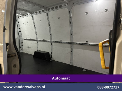 Iveco Daily 35S16V 157pk Automaat L3H2 Euro6 Airco | Apple Carplay | Android Auto Parkeersensoren, Bijrijdersbank foto 12