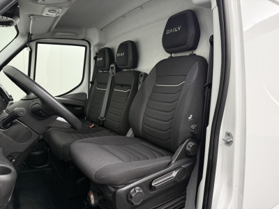 Iveco Daily 35S16V Hi-Matic Automaat L2H1 | 3500Kg Trekhaak | Led | Navigatie | Camera | Airco | Cruise | Betimmering 20