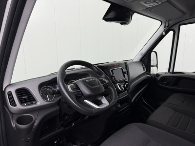 Iveco Daily 35S16V Hi-Matic Automaat L2H1 | 3500Kg Trekhaak | Led | Navigatie | Camera | Airco | Cruise | Betimmering 3