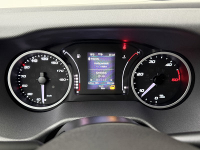 Iveco Daily 35S16V Hi-Matic Automaat L2H1 | 3500Kg Trekhaak | Led | Navigatie | Camera | Airco | Cruise | Betimmering 9