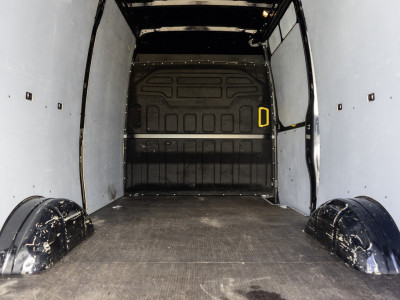 Iveco Daily 35S16V L2H2 | Automaat | Camera | 3.5T Trekgewicht | Climate | Cruise | Euro 6 foto 10