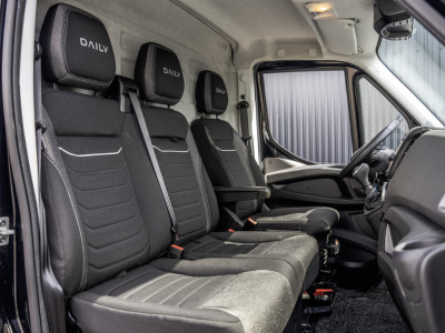 Iveco Daily 35S16V L2H2 | Automaat | Camera | 3.5T Trekgewicht | Climate | Cruise | Euro 6 foto 14