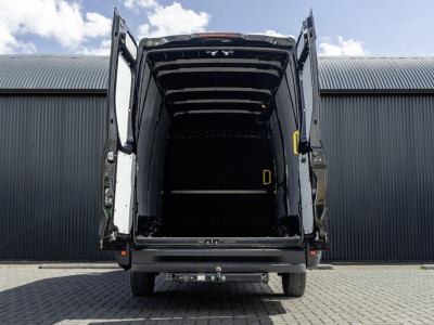 Iveco Daily 35S16V L2H2 | Automaat | Camera | 3.5T Trekgewicht | Climate | Cruise | Euro 6 foto 9