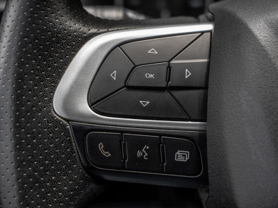 Iveco Daily 35S18 175 PK 3.0 Liter! | Automaat | 3.500 KG trekgewicht | Camera | Cruise | Airco | Trekhaak | 3-Zits 16