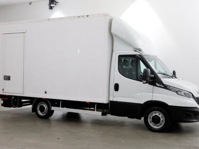 Iveco Daily 35S18 3.0 180pk HiMatic Automaat Bakwagen met laadklep H240cm 03-2022 foto 12
