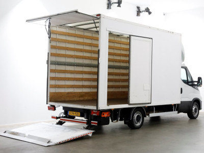Iveco Daily 35S18 3.0 180pk HiMatic Automaat Bakwagen met laadklep H240cm 03-2022 foto 3