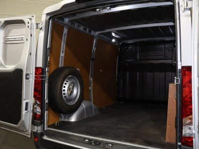 Iveco Daily 35S18 3.0 Hi-Matic Automaat 3.5T Trekhaak 15