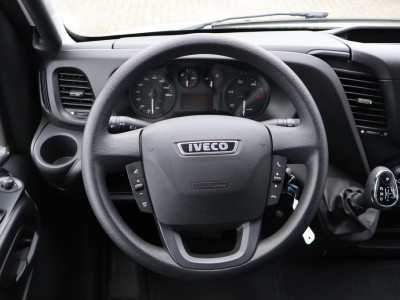 Iveco Daily 35S18 3.0 Hi-Matic Automaat 3.5T Trekhaak 18