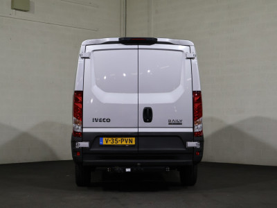 Iveco Daily 35S18 3.0 Hi-Matic Automaat 3.5T Trekhaak 8