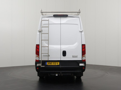 Iveco Daily 35S18 3.0L Automaat Dubbele Cabine L2H2 | 6-Persoons | Imperiaal | Trekhaak | Multimedia | Camera | 3500Kg Trekhaak | Imperiaal foto 11