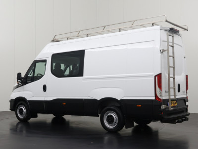 Iveco Daily 35S18 3.0L Automaat Dubbele Cabine L2H2 | 6-Persoons | Imperiaal | Trekhaak | Multimedia | Camera | 3500Kg Trekhaak | Imperiaal foto 6