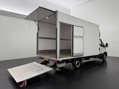 Iveco Daily 35S18 3.0Ltr Bakwagen+Laadklep 450x211x230 | Dakspoiler | Zijdeur | Airco | Cruise | 3-Zits 9