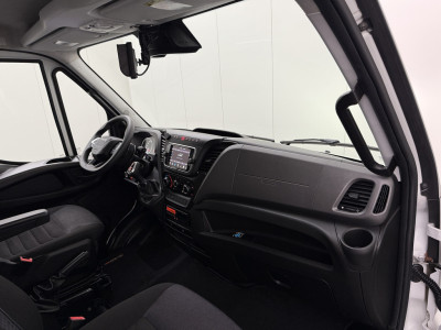 Iveco Daily 35S18 3.0Ltr Hi-Matic Automaat Clixstar Bakwagen | 3060KG Laadvermogen | Airco | Camera | Zijdeur foto 18