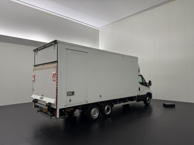 Iveco Daily 35S18 3.0Ltr Hi-Matic Automaat Clixstar Bakwagen | 3060KG Laadvermogen | Airco | Camera | Zijdeur foto 2