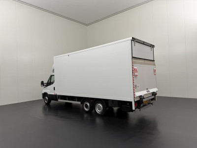 Iveco Daily 35S18 3.0Ltr Hi-Matic Automaat Clixstar Bakwagen | 3060KG Laadvermogen | Airco | Camera | Zijdeur foto 6