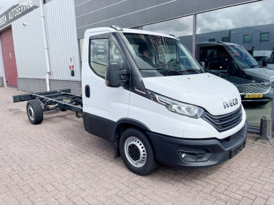 Iveco Daily 35S18 HA8 3.0 410 Aut. Chassis Cabine Airco/Cruise/Nav foto 7