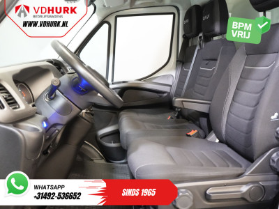 Iveco Daily 35S18HV 3.0 Aut. ZF BPM VRIJ! Bakwagen Laadklep/ Zijdeur/ LED/ Spoiler/ 3.5T trekverm./ Gev.Stoel/ Adapt.Cruise/ Navi/ Carplay/ Climate/ 440x210x230 foto 12