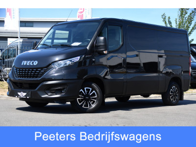 Iveco Daily 35S18HV 3.0 L2H1 Black Edition Camera, Adaptieve Cruise, LED, 180pk, Automaat, 3500kg Trekhaak, Clima, Multimedia, Uniek!