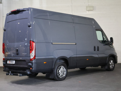Iveco Daily 35S18 L2 H2 Automaat Airco Navigatie 3.5T Trekhaak 9