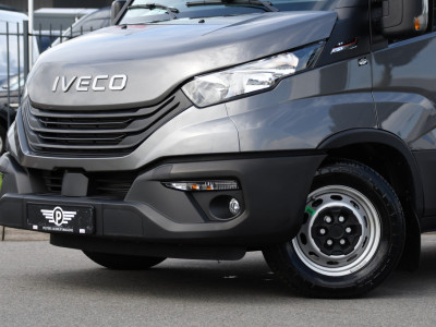 Iveco Daily 35S18 L2H2 PB Edition FACELIFT! Virtual, Adaptieve Cruise, Camera, Carplay, Automaat, 3500kg Trekhaak, Sensoren, 180pk, Multimedia, Uniek! foto 7