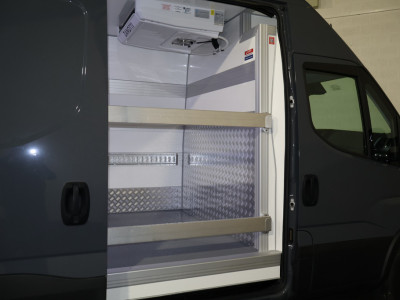 Iveco Daily 35S18 L4 H2 Koelwagen foto 17