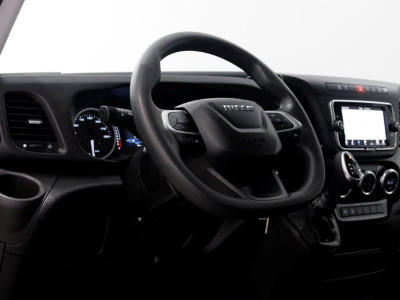 Iveco Daily 35S21 3.0 210pk L2H2 HiMatic Automaat Navi/Camera Trekgewicht 3500kg 10-2023 foto 13