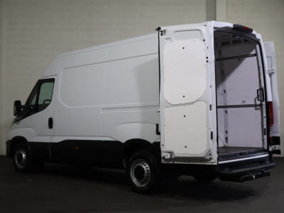 Iveco Daily 35S21 L2 H2 H-Matic 3.5T Trekhaak 11