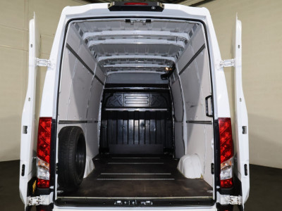 Iveco Daily 35S21 L2 H2 H-Matic 3.5T Trekhaak 13