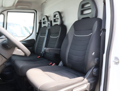 Iveco Daily 35S21 L2 H2 H-Matic 3.5T Trekhaak 2