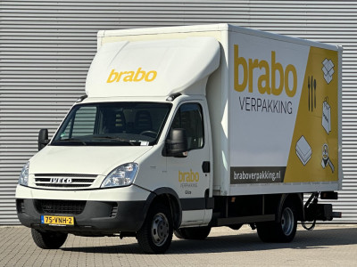 Iveco Daily 40C15 375 Bakwagen met laadklep en trekhaak