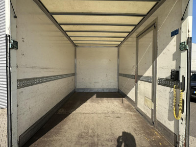 Iveco Daily 40C15 375 Bakwagen met laadklep en trekhaak foto 9