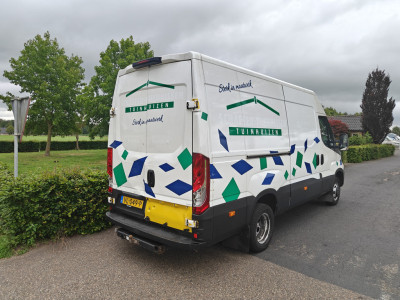 Iveco Daily 40C15V 3.0 352 H3 L BJ 2015 foto 2