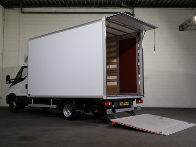 Iveco Daily 40C16 3.0 Hi-matic Bakwagen met Laadklep 1000kg 12