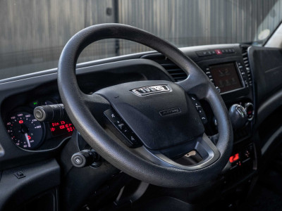 Iveco Daily 40C17 3.0L | 170 PK | 3-Zits | Navi | Climate | Trekhaak foto 11