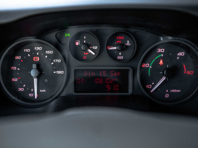 Iveco Daily 40C17 3.0L | 170 PK | 3-Zits | Navi | Climate | Trekhaak foto 15