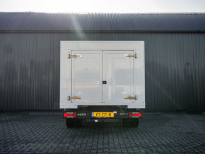 Iveco Daily 40C17 3.0L | 170 PK | 3-Zits | Navi | Climate | Trekhaak foto 8