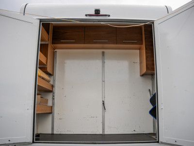 Iveco Daily 40C18 3.0L 180PK | Camperkandidaat | 1ste Eigenaar | Automaat | Euro 6 | Camera | 3.5T Trekgewicht foto 10