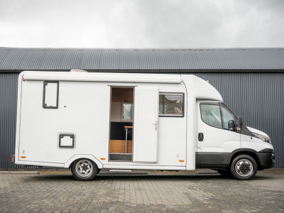 Iveco Daily 40C18 3.0L 180PK | Camperkandidaat | 1ste Eigenaar | Automaat | Euro 6 | Camera | 3.5T Trekgewicht foto 7