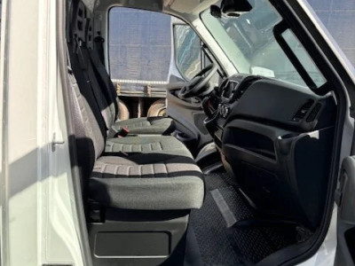 Iveco Daily Electric 38S14E 74 kW open laadbak foto 11