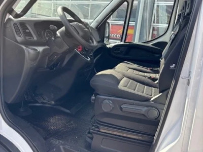 Iveco Daily Electric 38S14E 74 kW open laadbak foto 7