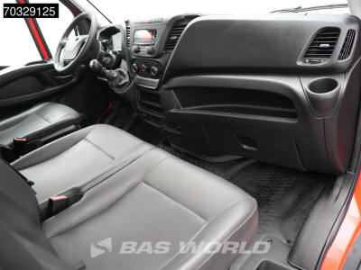 Iveco Daily 35C12 Kipper met Kist Dubbellucht 3,5t Trekhaak Airco Cruise Euro6 Tipper Benne Kieper Airco Trekhaak Cruise control 12